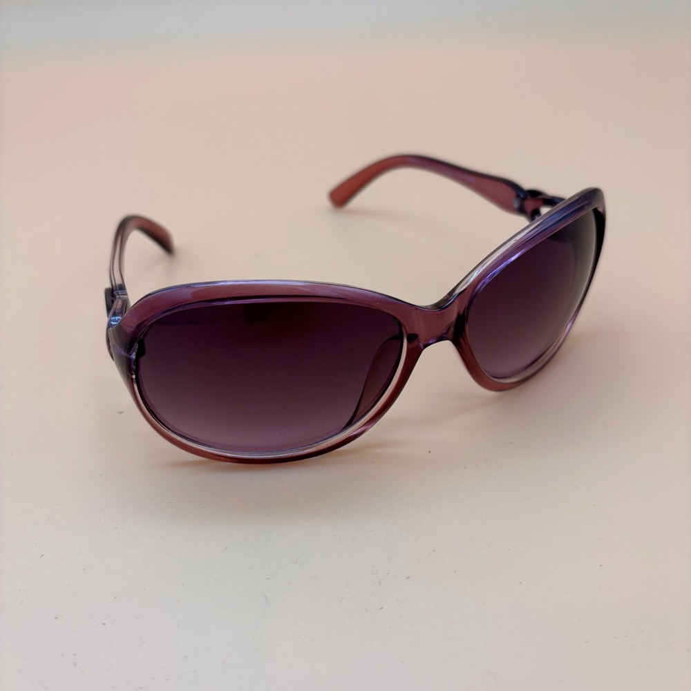 Foster Grant Second Chance Purple Oval Sunglasses OL0114 Women Gradient Lens